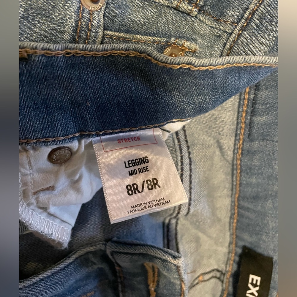Express Distressed Jeans - Picture 4 of 4